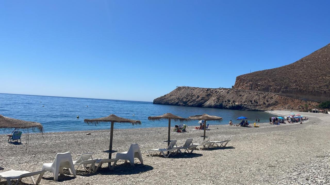 Victoria Loft Bed & Breakfast Castell de Ferro Bagian luar foto