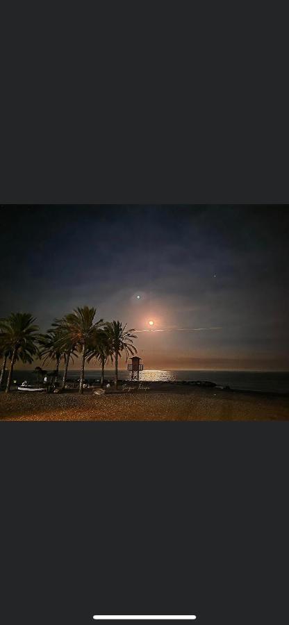 Victoria Loft Bed & Breakfast Castell de Ferro Bagian luar foto