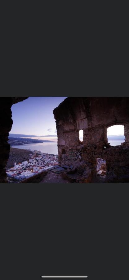 Victoria Loft Bed & Breakfast Castell de Ferro Bagian luar foto