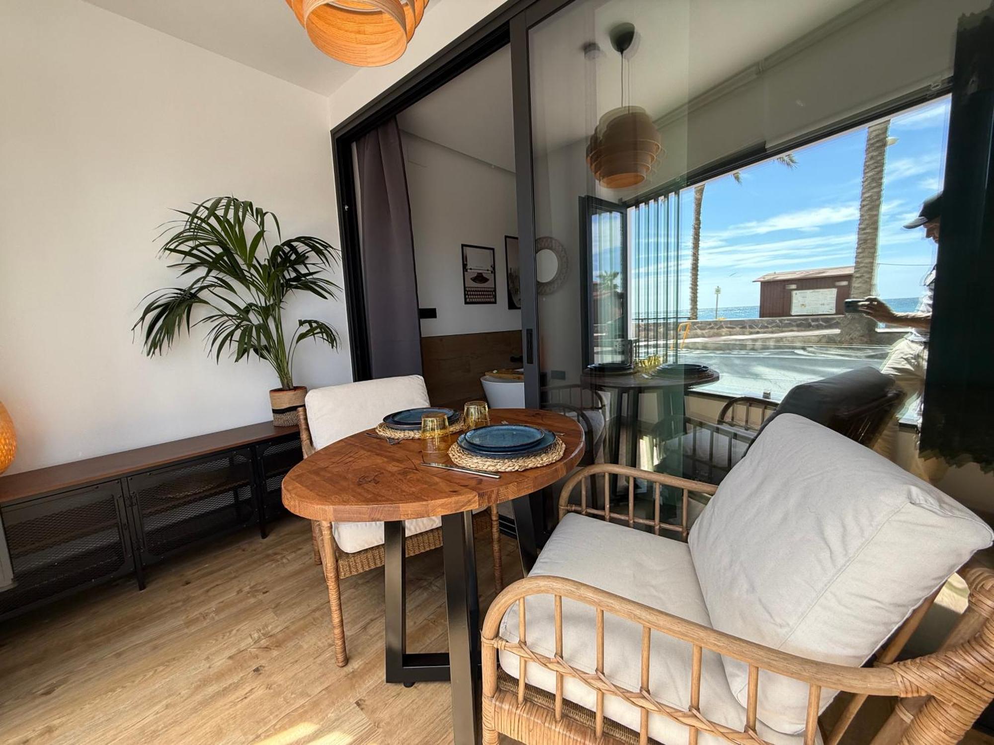 Victoria Loft Bed & Breakfast Castell de Ferro Bagian luar foto