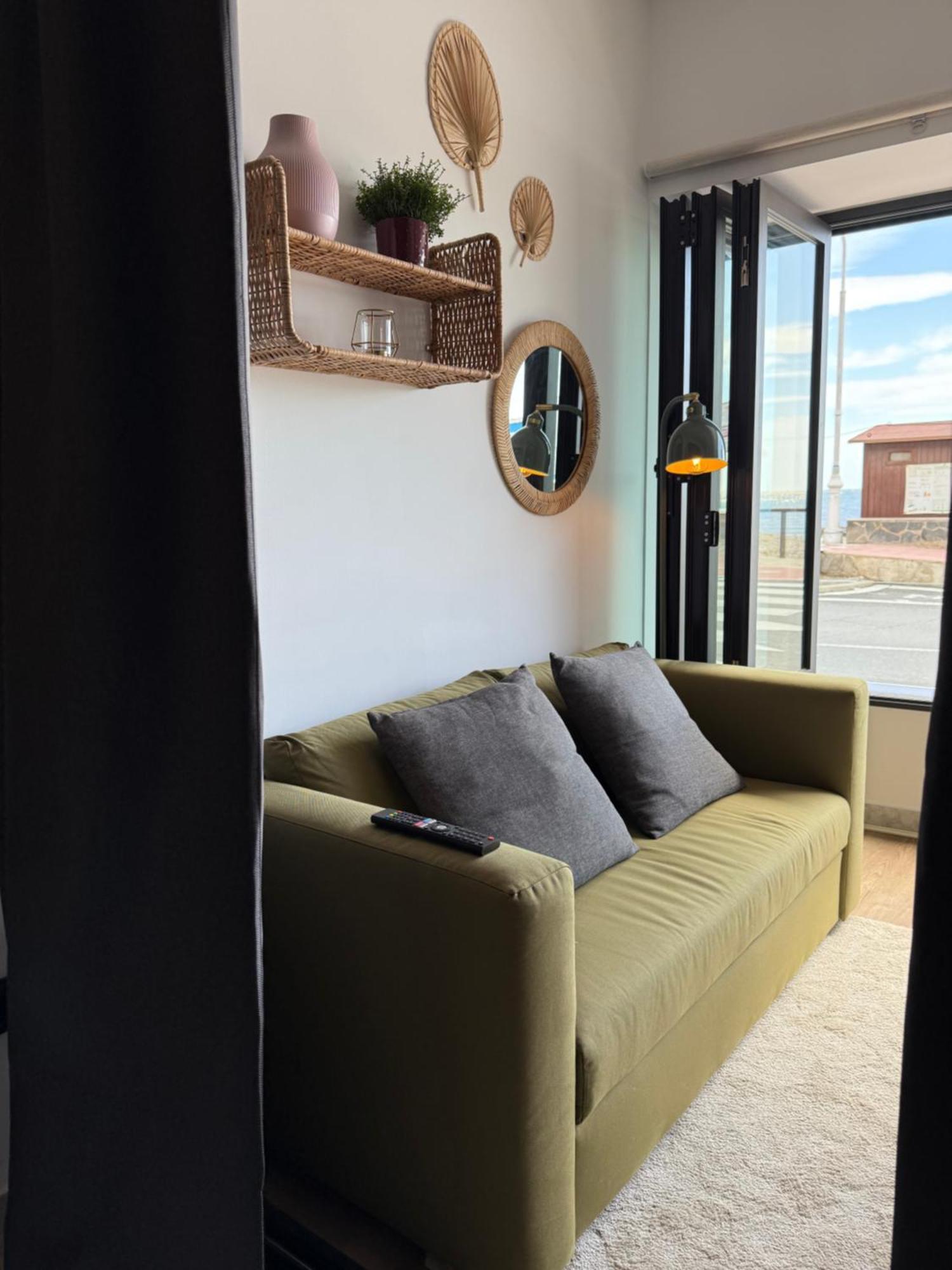 Victoria Loft Bed & Breakfast Castell de Ferro Bagian luar foto
